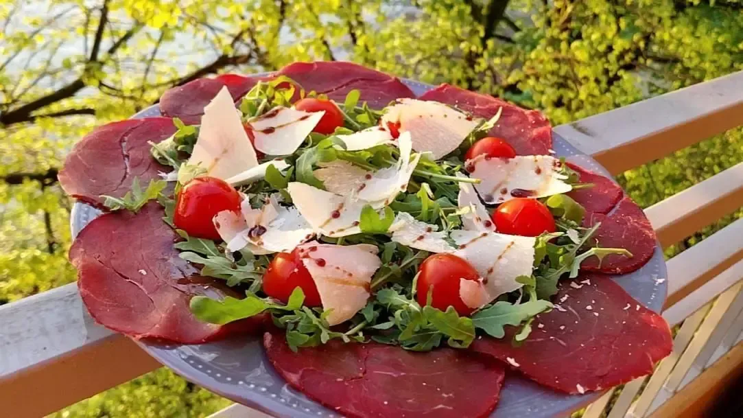 Bresaola di Manzo Punta d'Anca - Metà - Image 5
