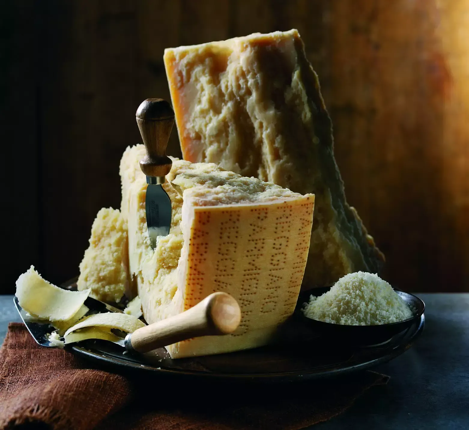 Parmigiano Reggiano DOP - Prodotto di Montagna - 36 Mesi - Image 7