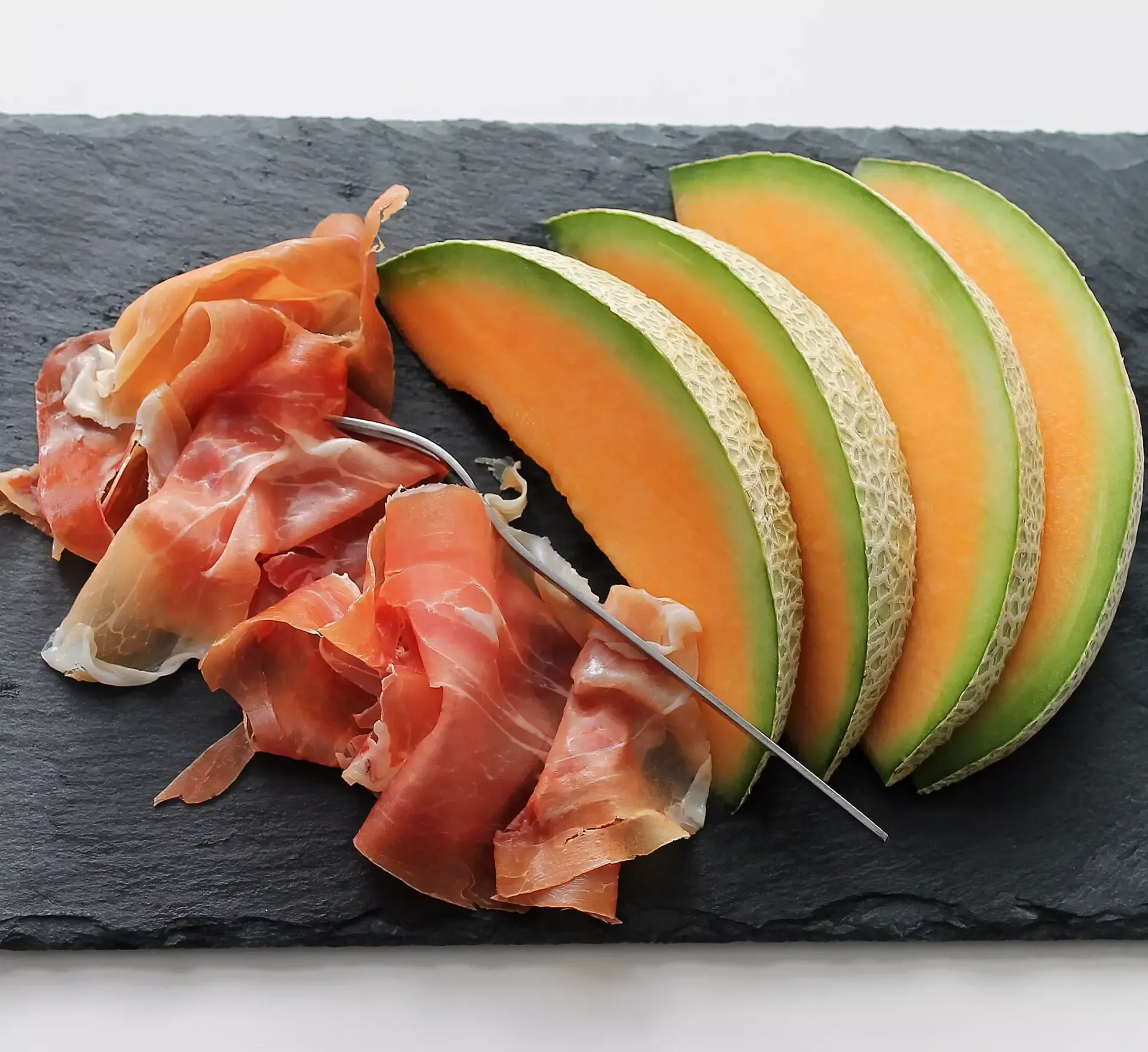 Prosciutto di Parma DOP - 16 Mesi - Metà - Disossato - Image 3